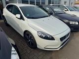 Volvo V40 D2 / 18  Zoll R-Design. - Volvo V40: D2