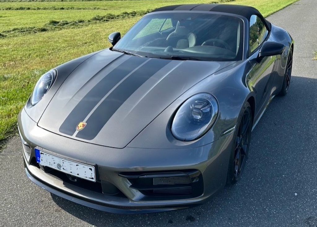 Porsche 992