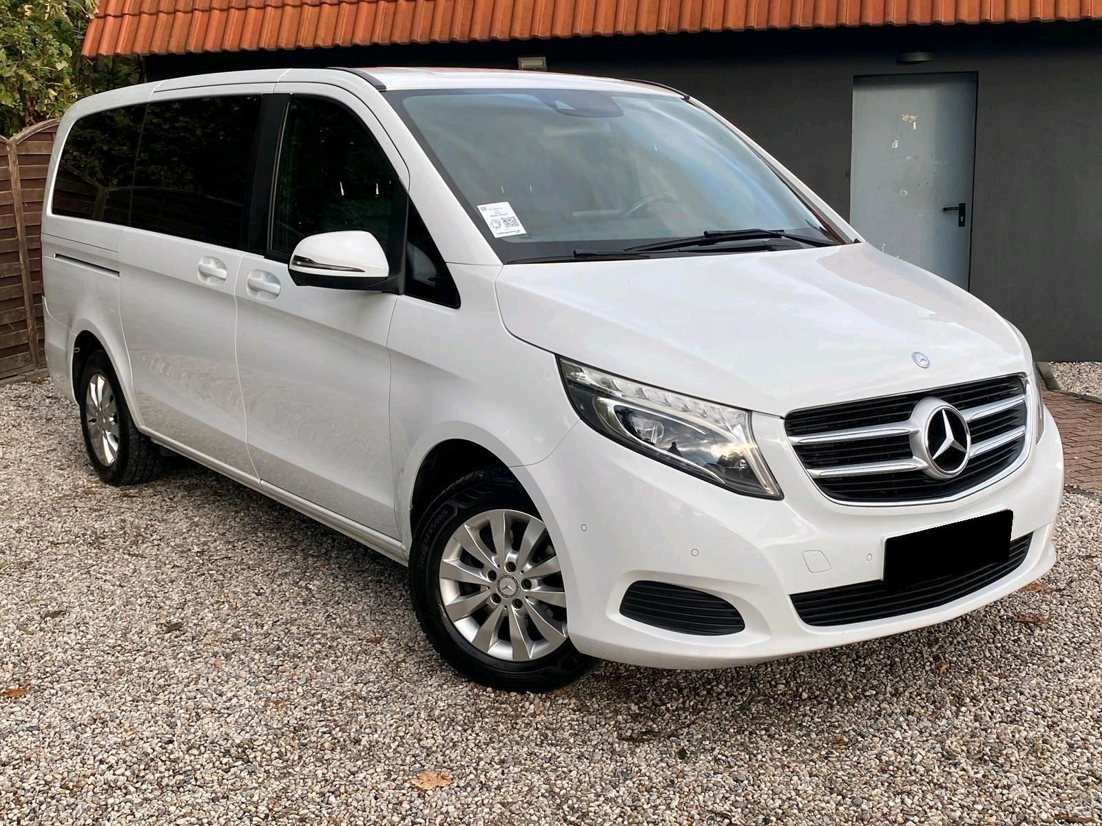 MERCEDES-BENZ Mercedes Benz V220 Lang