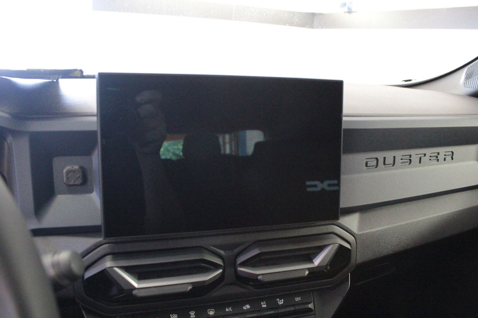 Fahrzeugabbildung Dacia Duster hybrid 140 Expression *Winterpaket*