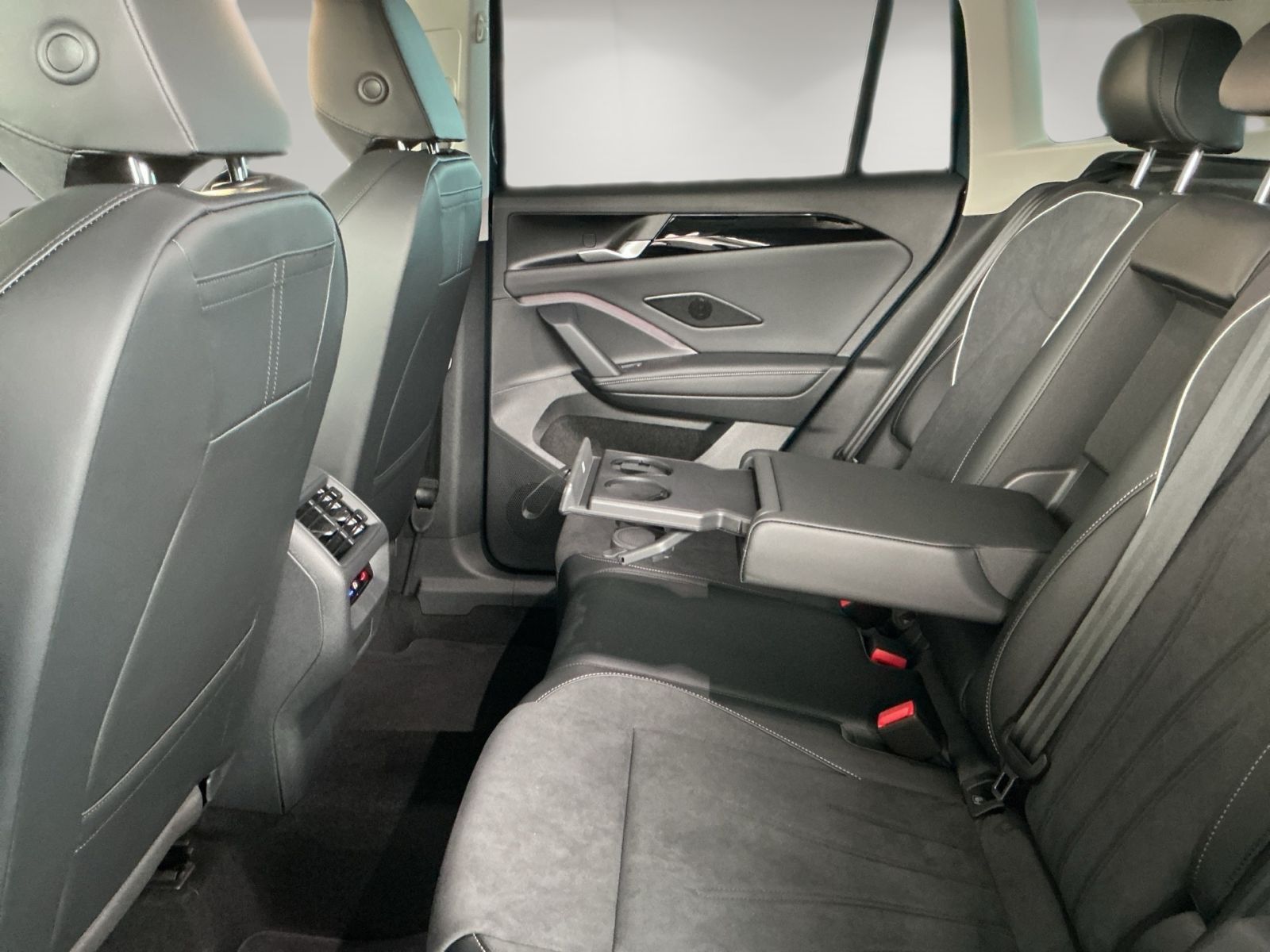 Volkswagen Tiguan - Bild 12