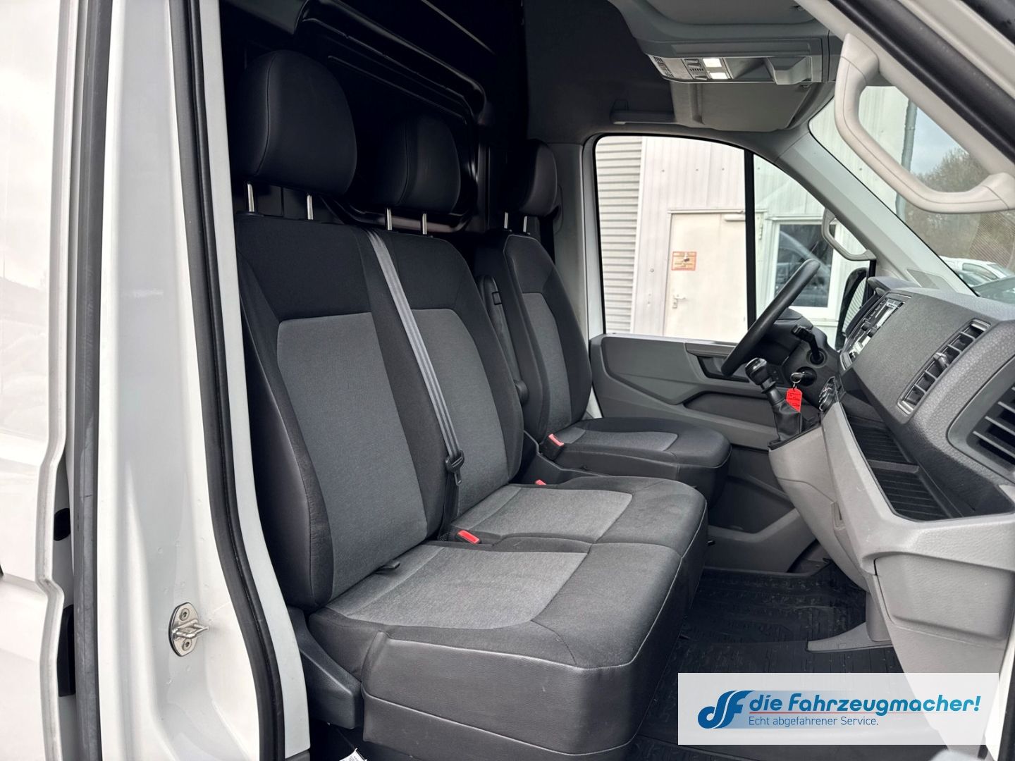 Fahrzeugabbildung Volkswagen Crafter Kasten 35 MAXI 2xSchiebetür lang hoch KA