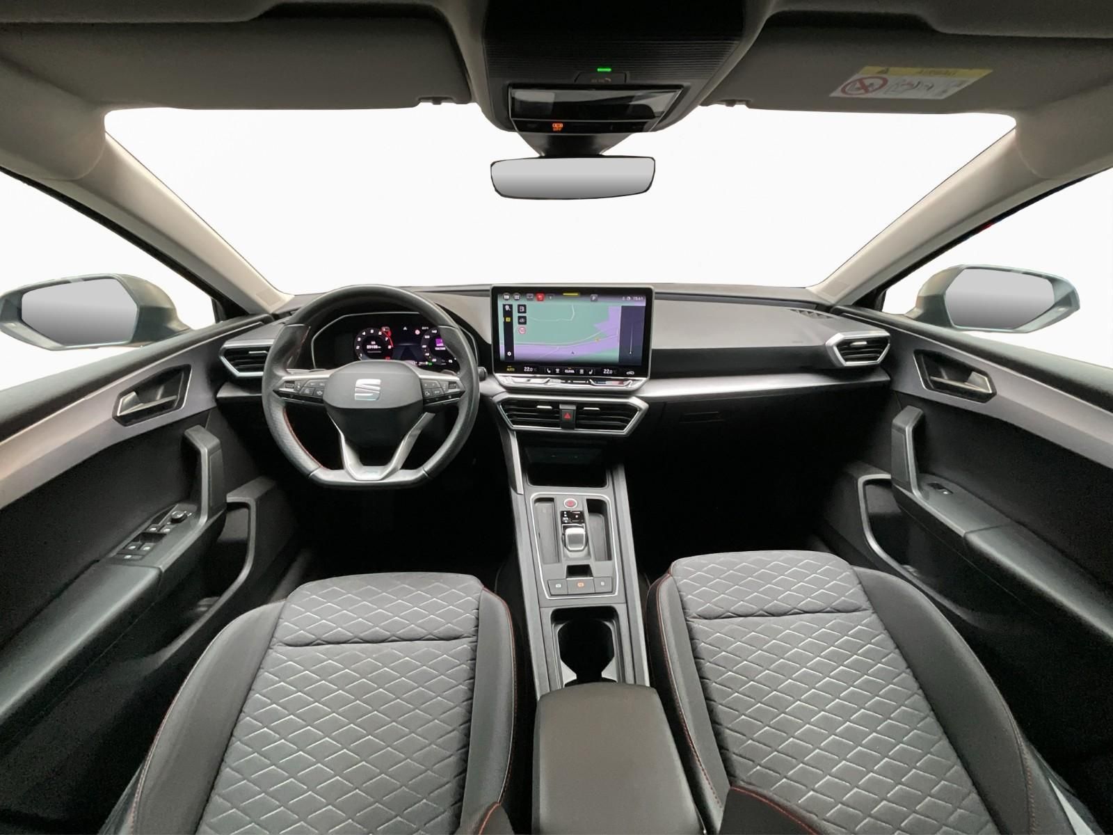 Seat Leon Sportstourer+FR+DSG+P.Vision+Matrix-Led+P.S imagem 2