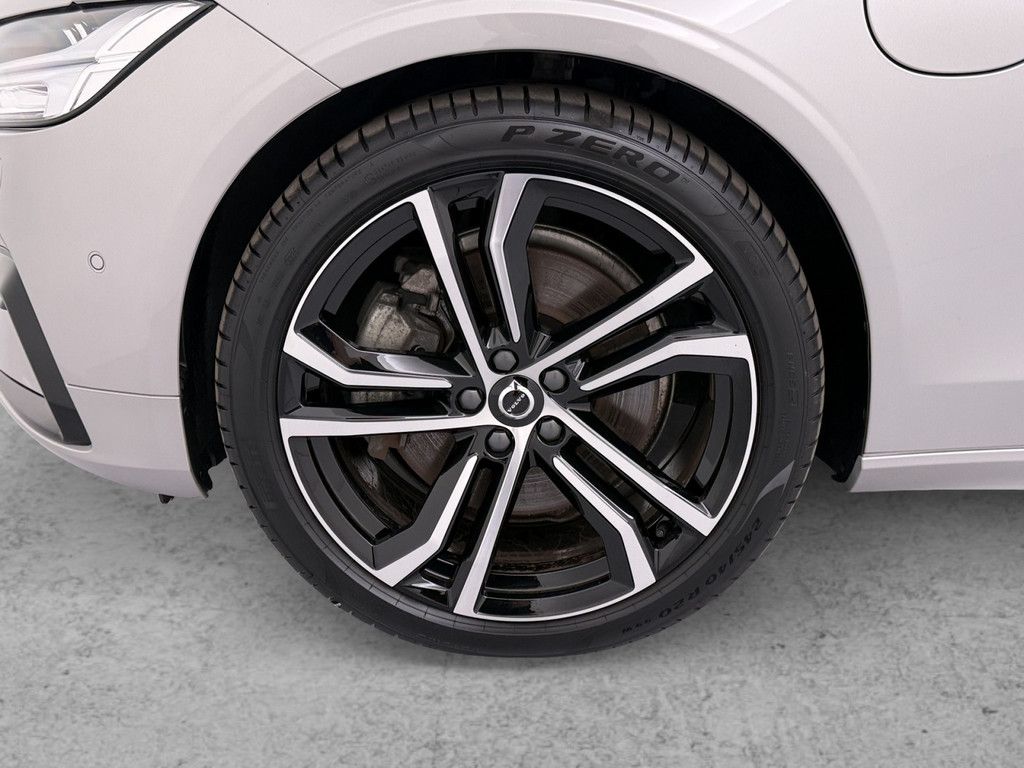 Volvo V90 T8 AWD Recharge Plug-In Hybrid Ultra Dark foto 9