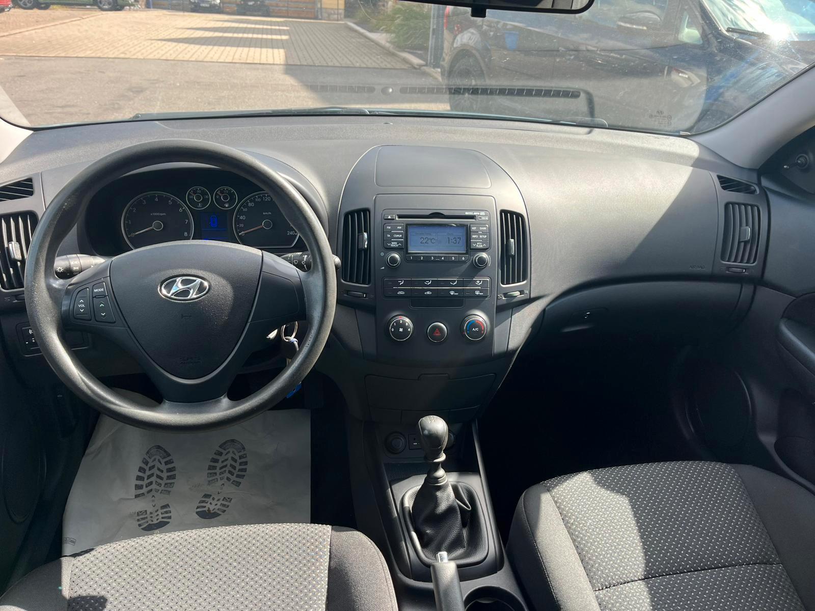 Hyundai i30 2009 — photo 5