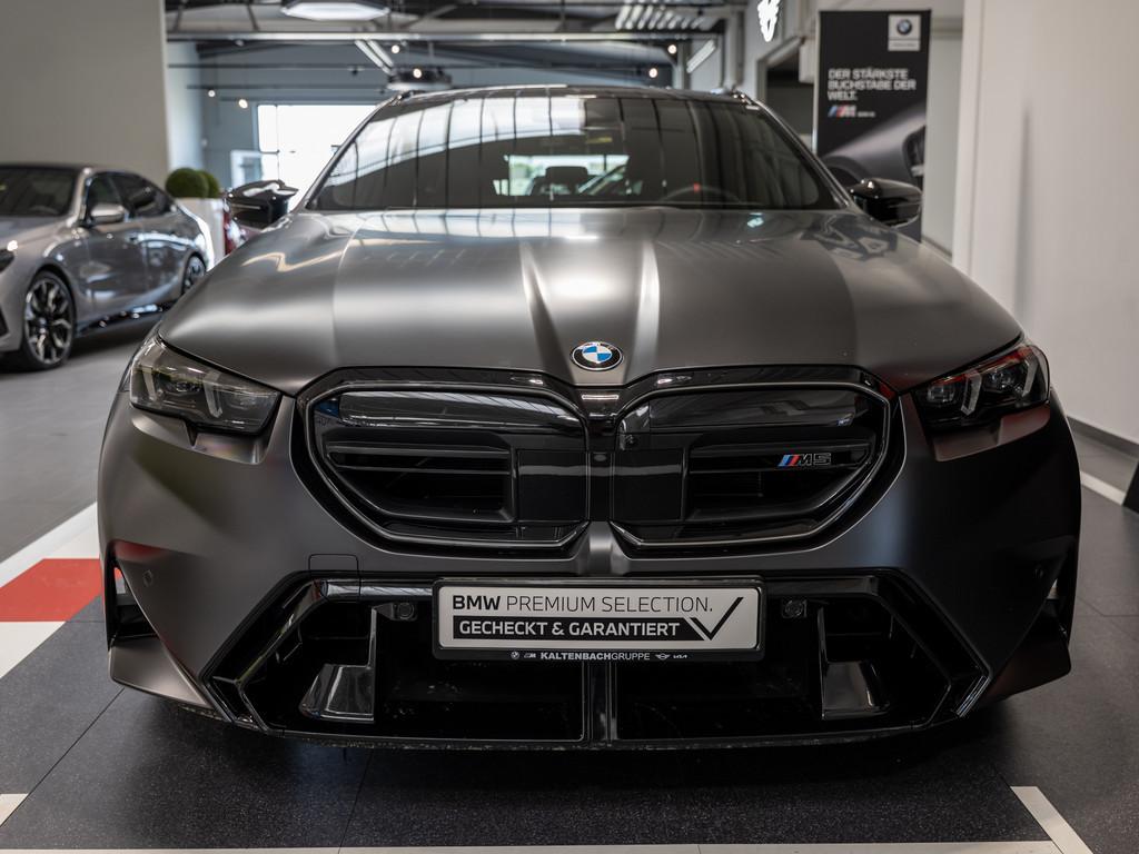 BMW M5 Touring 0,5% Versteuerung möglich ACC B&W LED