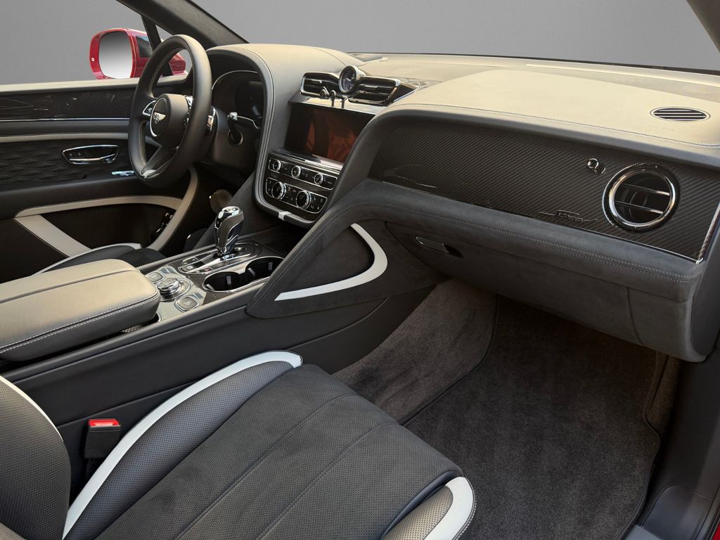 BENTLEY Bentayga 2026