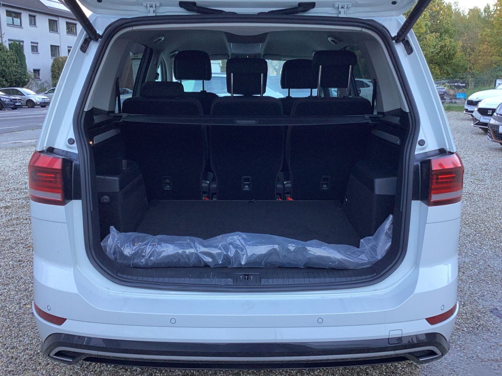 Volkswagen Touran - Bild 18