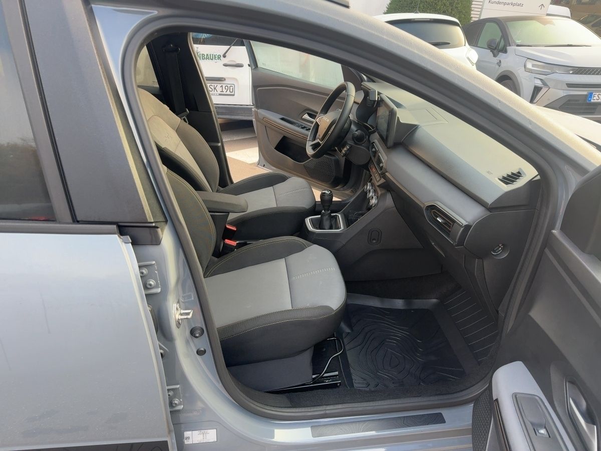Fahrzeugabbildung Dacia Jogger Extreme+ TCe 100 Benzin/LPG 5-Sitzer