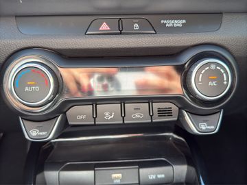 Kia Stonic 1.0T 100 Mild-Hybrid Spirit Navi Kam AHK