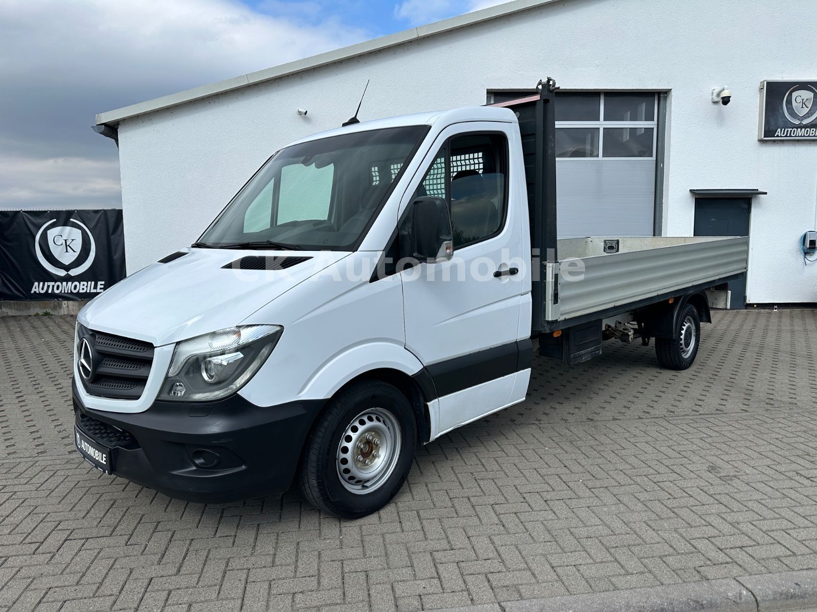 Fahrzeugabbildung Mercedes-Benz Sprinter II 316 CDI Pritsche Maxi Autom/AHK 3.5T