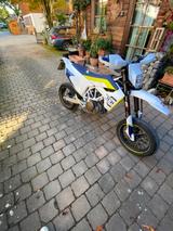 Husqvarna 701 Supermoto *gedrosselt* - HUSQVARNA 701 SUPERMOTO