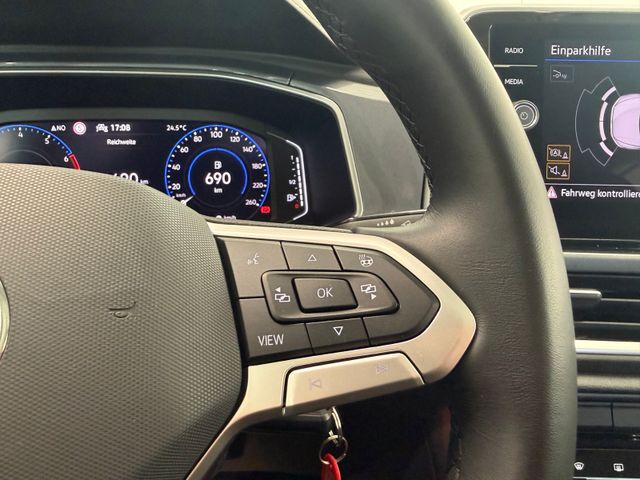 T-Roc Style 1.5 TSI IQ.LIGHT NAVI ACC