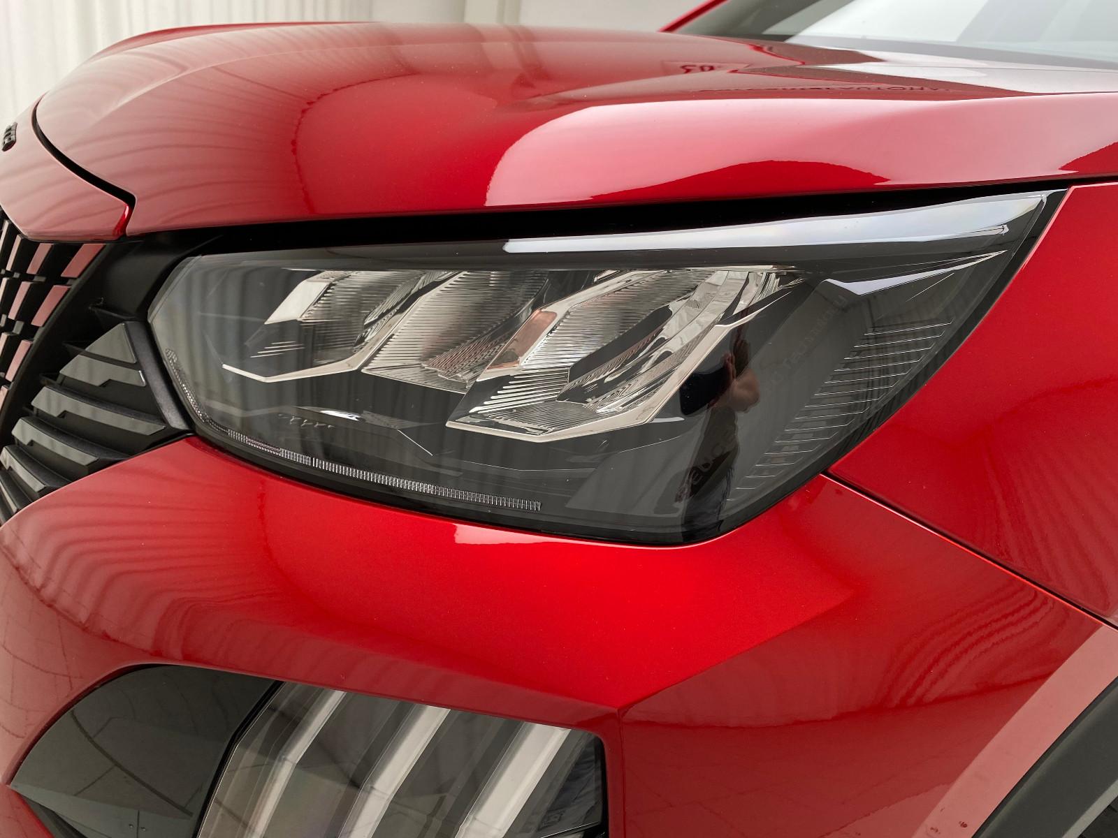 Peugeot 2008 Allure 1.2 Autom. LED Winterpaket AHK