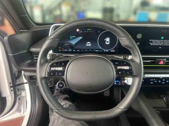 Fahrzeugabbildung Hyundai IONIQ 6 Techniq Elektro HUD Navi Leder Digitales