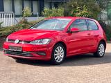 Volkswagen Golf VII Lim. Trendline BMT/Start-Stopp  *1.Hand - VW Golf Gebrauchtwagen in Saarbrücken