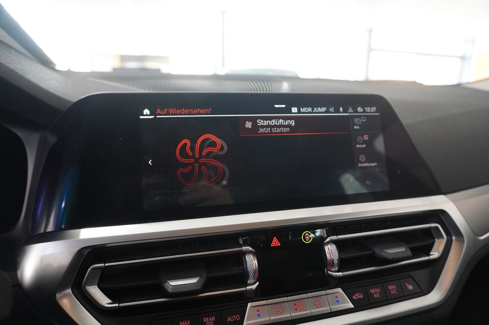 Fahrzeugabbildung BMW 330D TOURING X-DRIVE NAVI/LED/KAMERA/VIRT./SPORT