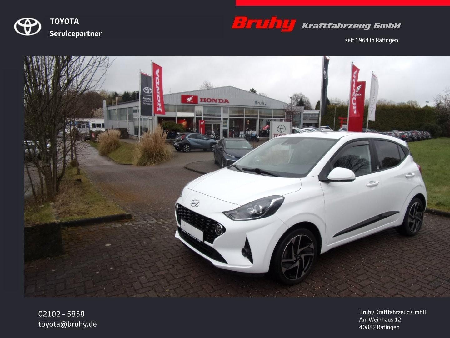 Hyundai i10 Edition 30+ Allwetter Kamera PDC 1 Hand