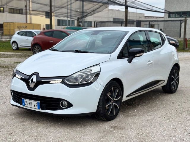 Renault Clio 1.5 diesel 2013 adatto ai neop