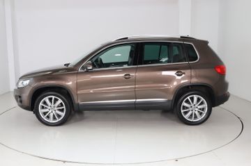 Volkswagen Tiguan - 10
