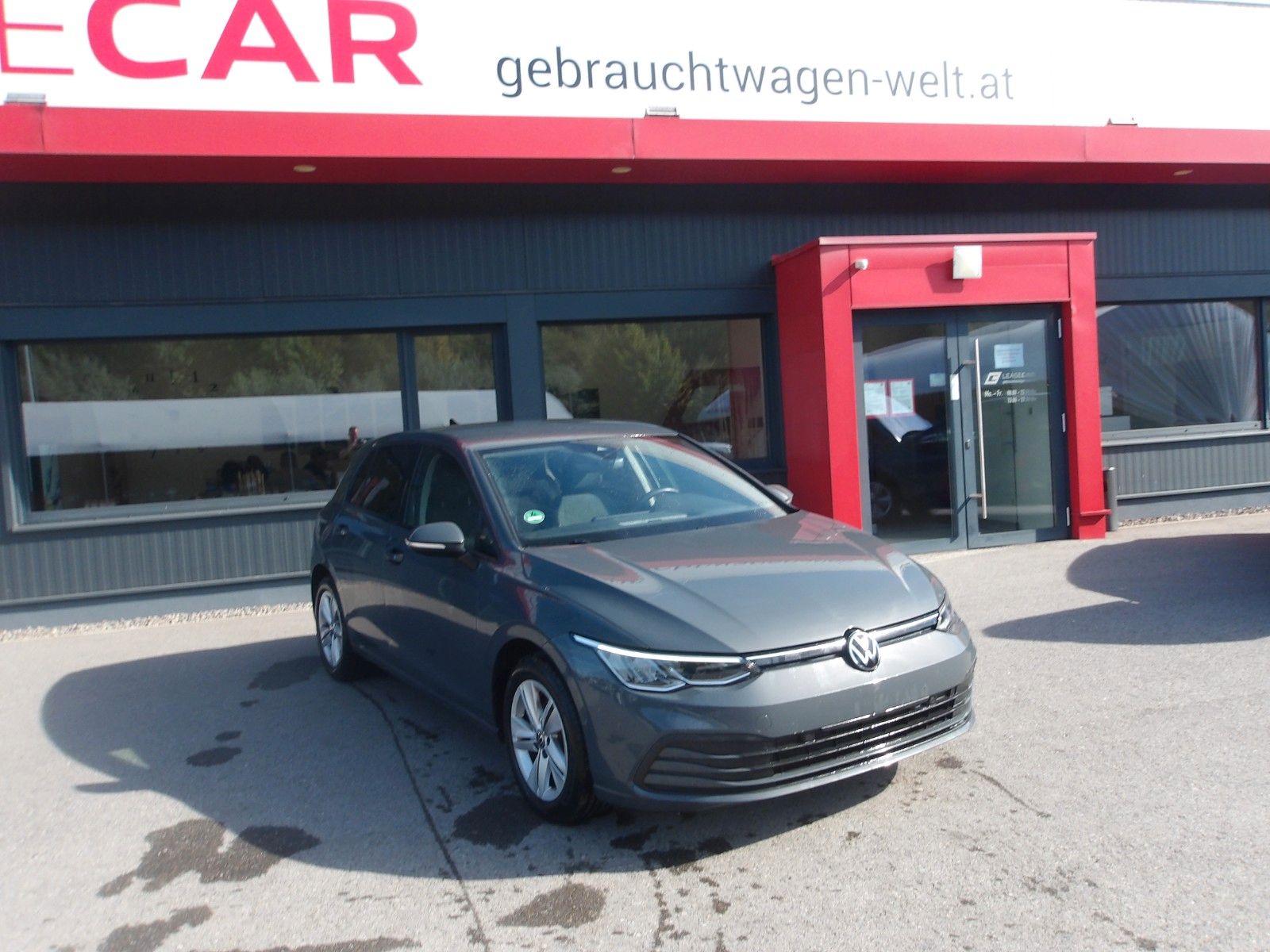 Volkswagen Golf VIII Lim. Life DSG *LED*NAVI*RFK*EXP. 13990 imagem 3