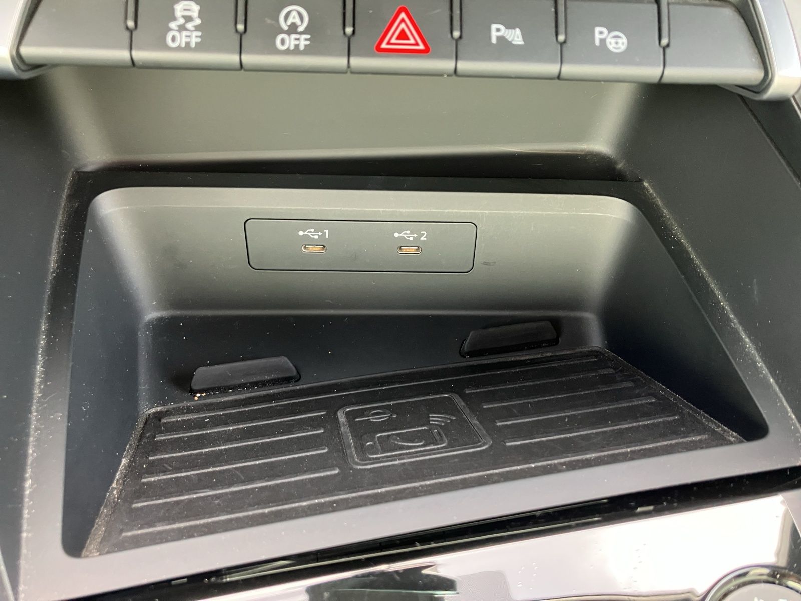 Fahrzeugabbildung Audi A3 Sportback 35 TFSI S line Matrix HUD ACC SHZ