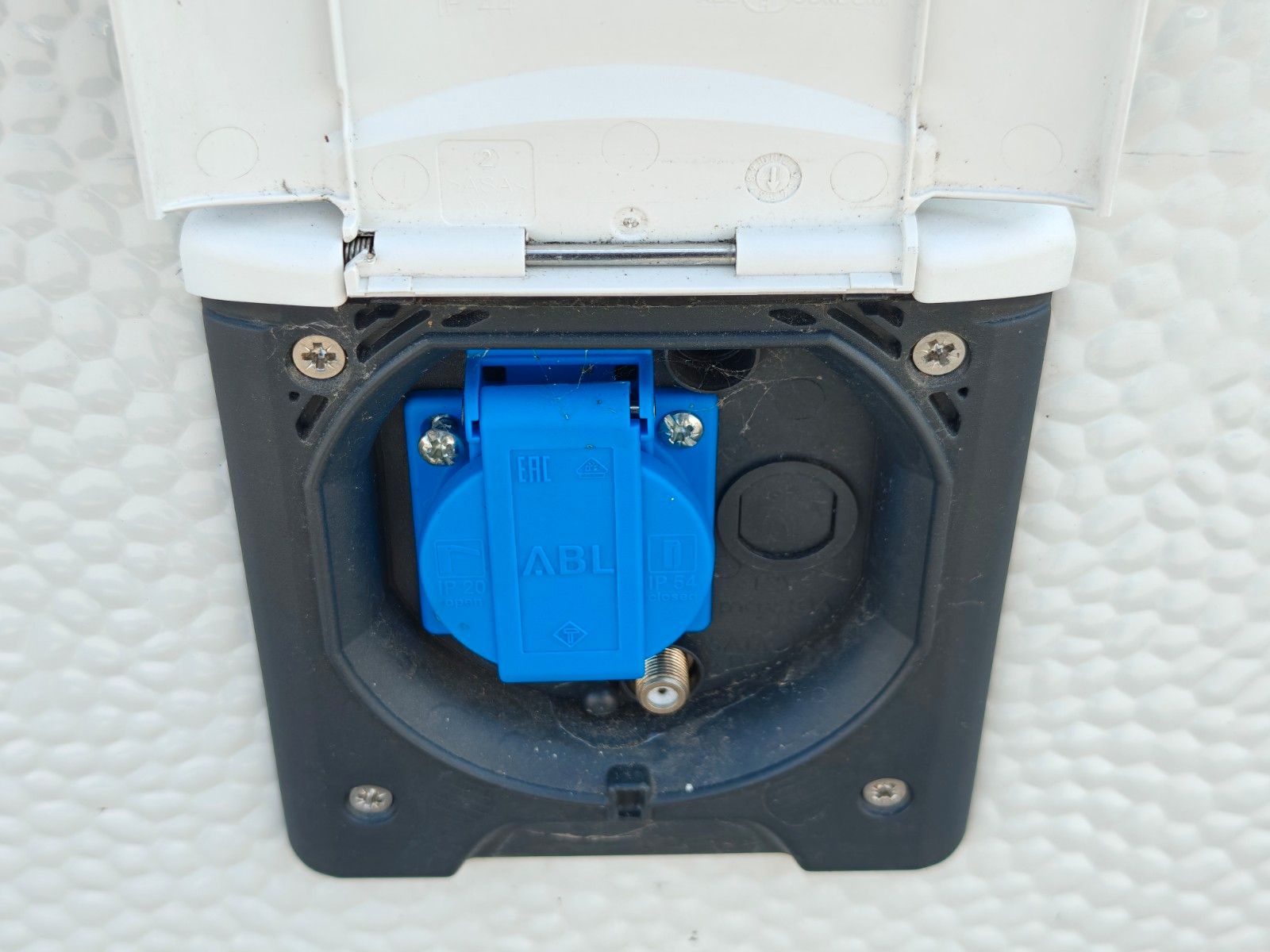 Fahrzeugabbildung Hobby Prestige 720 UKFe - Mover XT4, Isabella Vorzelt