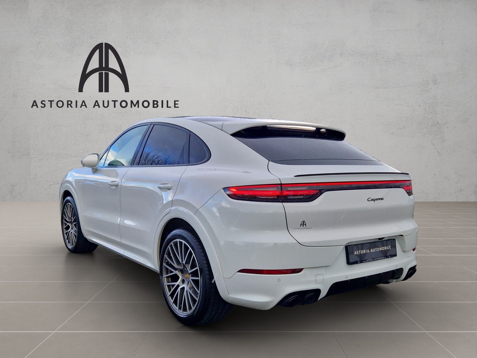 Porsche Cayenne Coupe Platinum SportDesign 18w ACC 360° foto 8