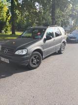 Mercedes-Benz ML 320 - - Mercedes-Benz ML 320 mit LPG-Antrieb