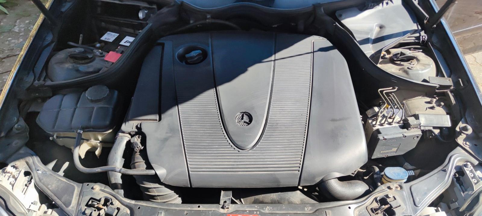 Mercedes-Benz C220 2005 — photo 14