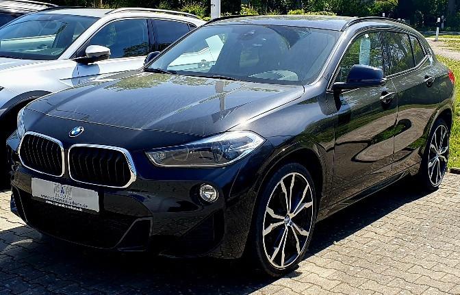 BMW X2 sDrive 20 i M Sport Paket Ambilight Navi