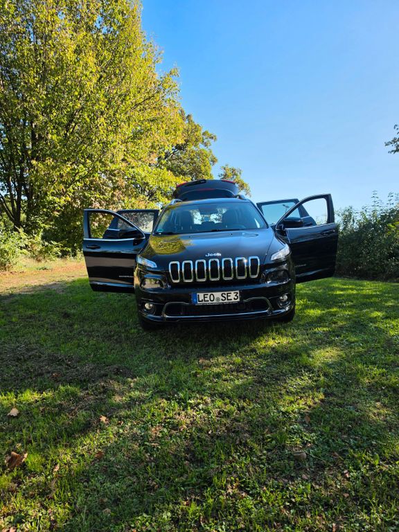 Image of Jeep Cherokee