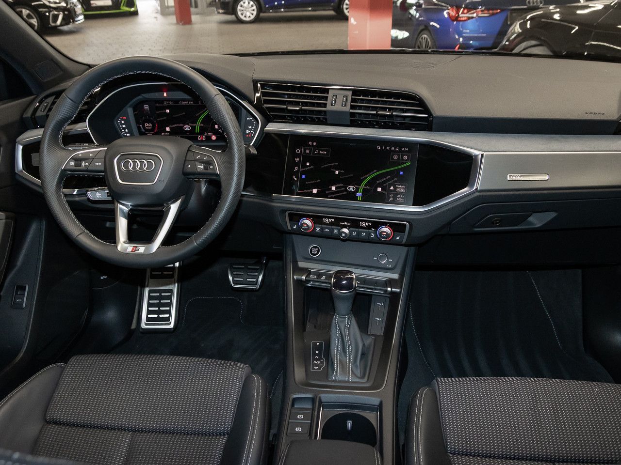 Audi Q3 - Bild 12