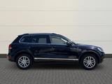 Volkswagen Touareg V6 TDI BMT "R-Line" - Volkswagen Touareg aus 2011: V6 TDI