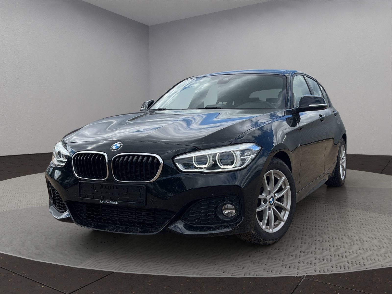 BMW 118 i M Sport/LED/GRA/AHK/Automatik