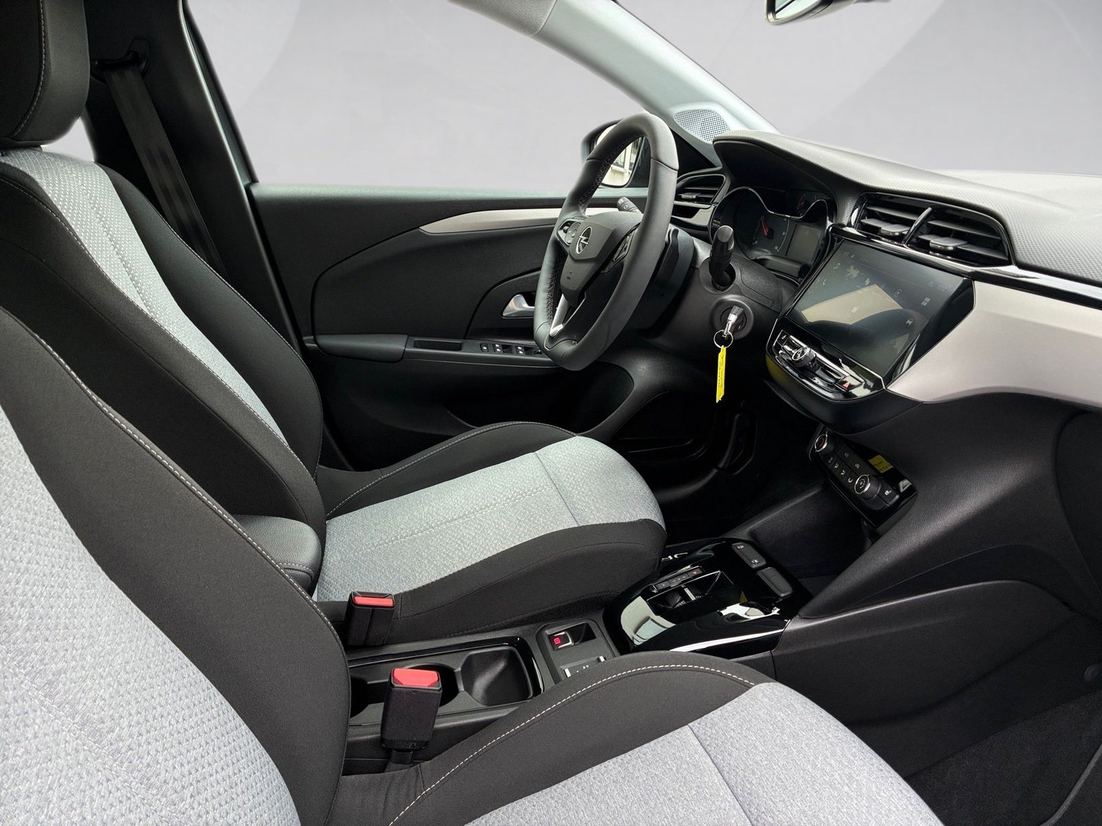Fahrzeugabbildung Opel Corsa F 1.2 Turbo Edition Automatik LED,SHZ,PDC