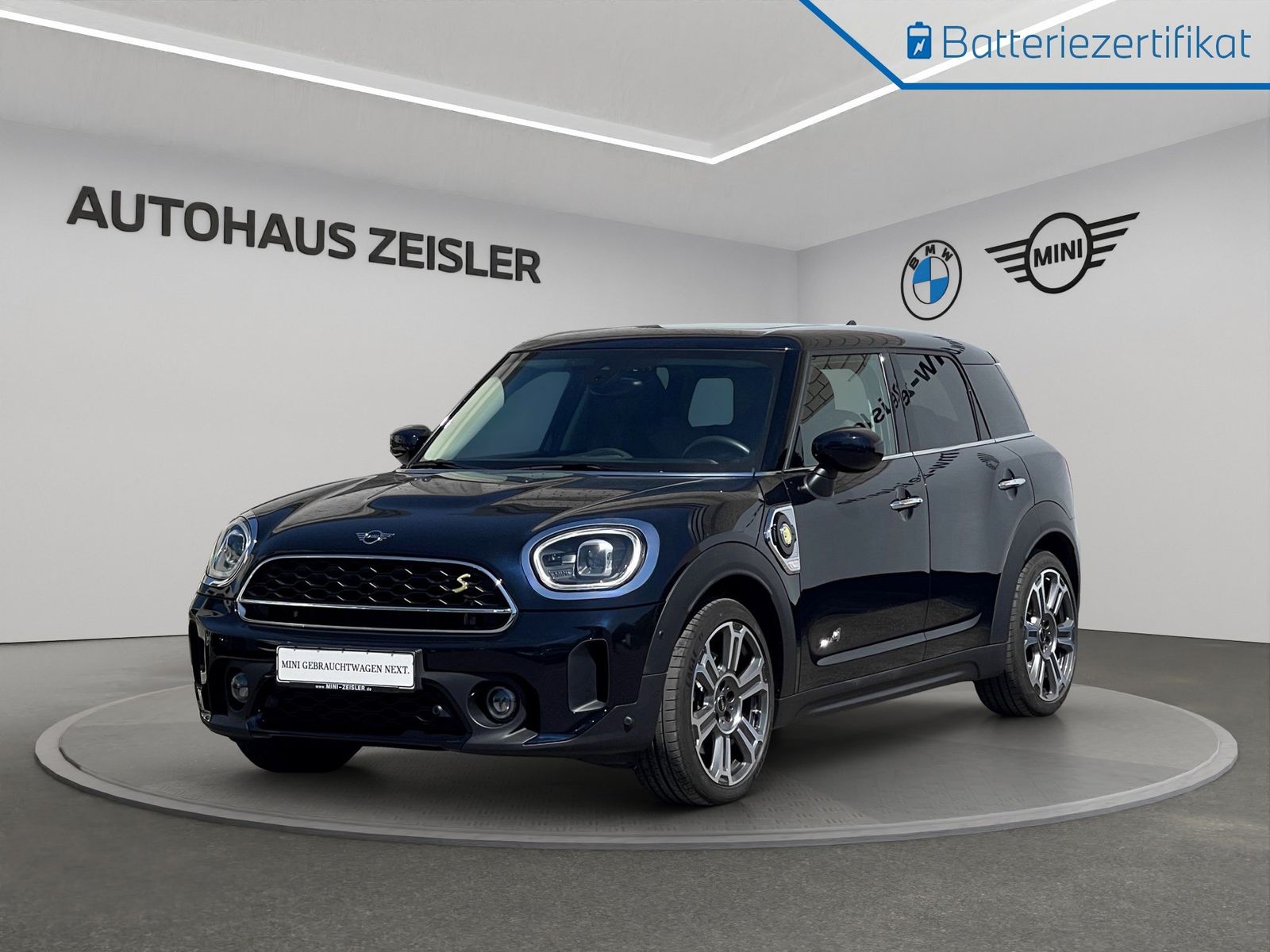MINI Cooper SE ALL4 Countryman Head-Up PanoDach Harma