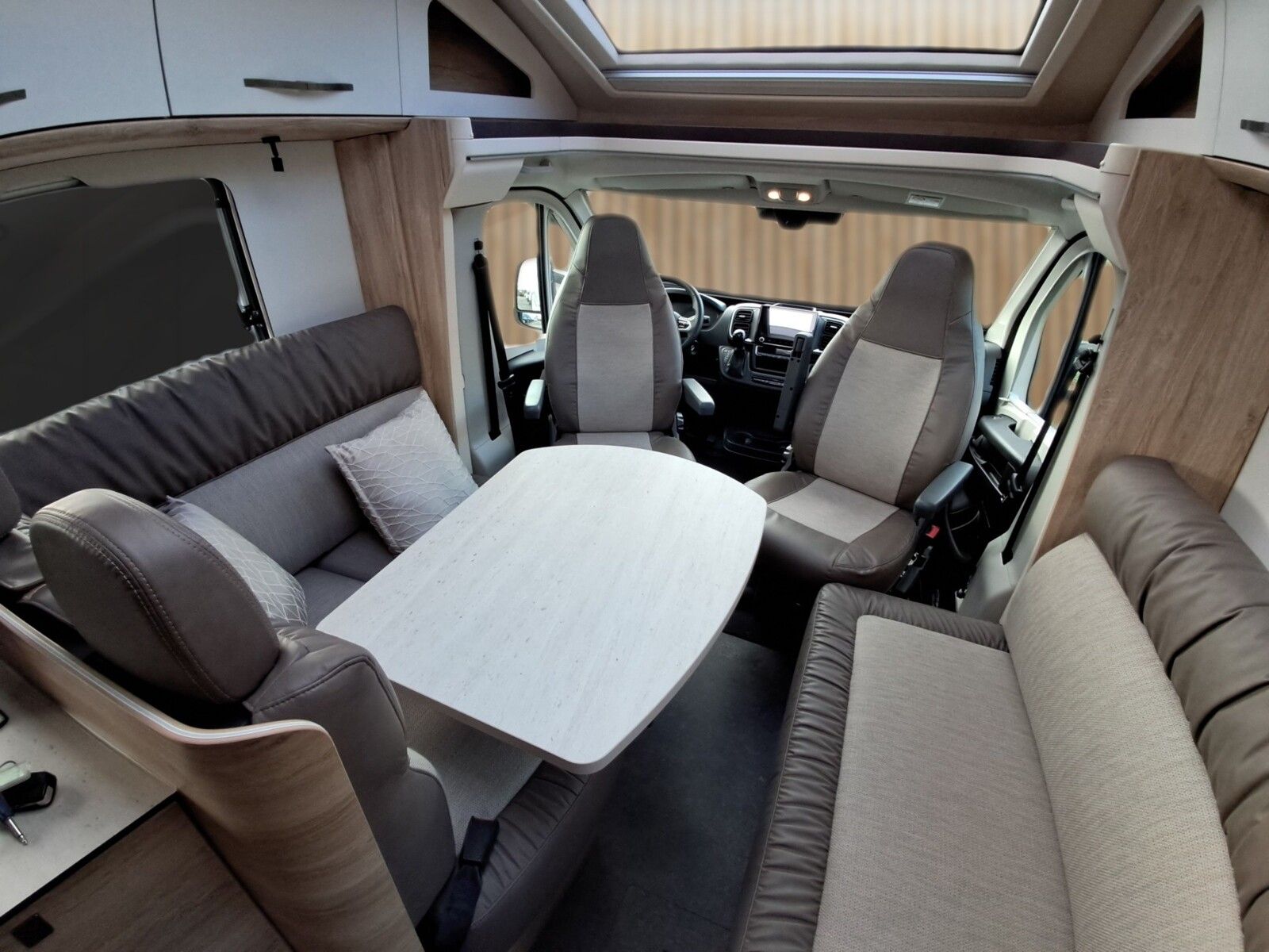 Fahrzeugabbildung Eura Mobil Profila T PT 675 SB AHK,Markise,Solar,SAT