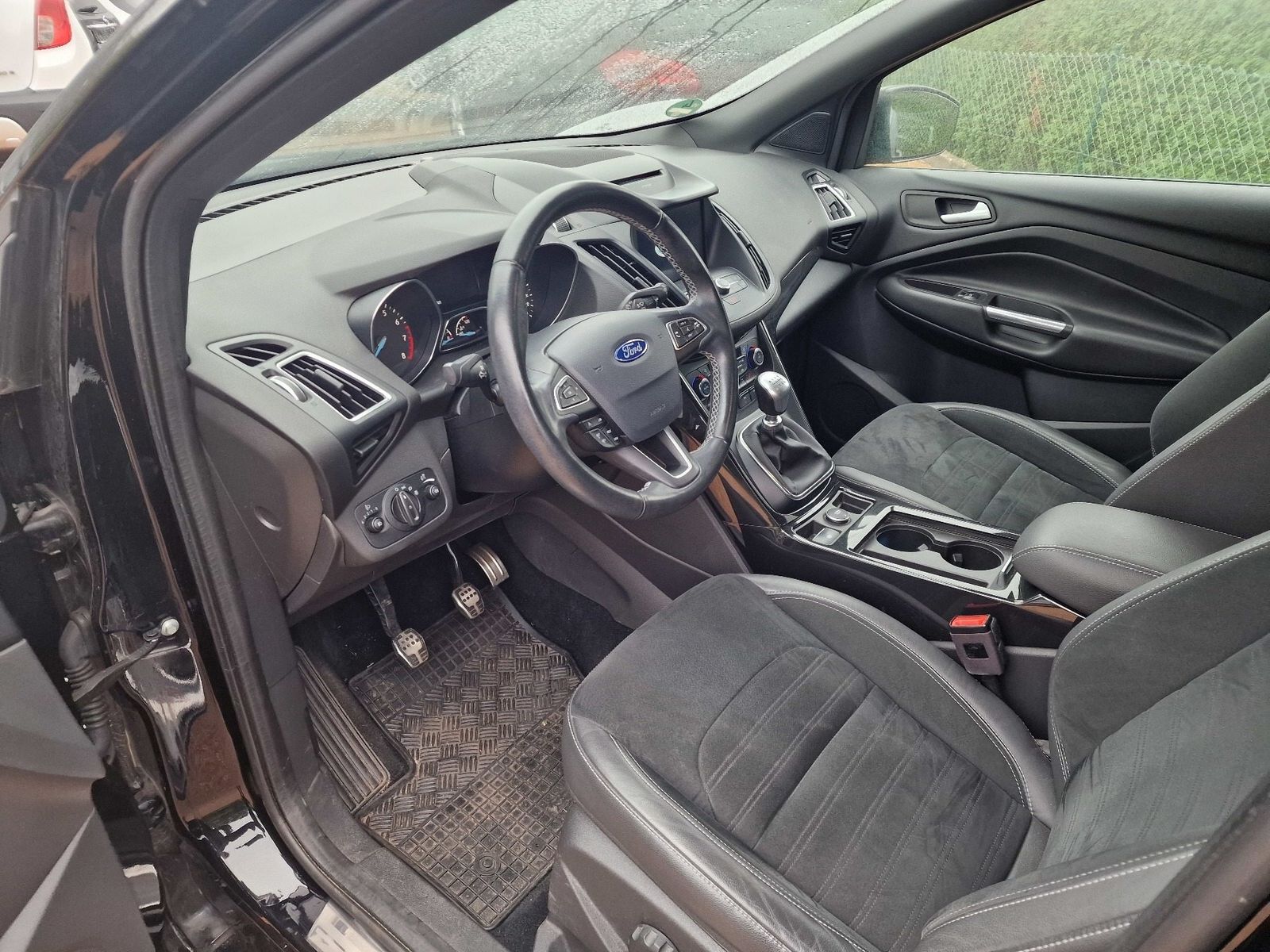 Fahrzeugabbildung Ford Kuga ST-Line, Kamera,Sitzheizung,elektr.Heckkl.