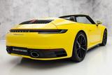 Porsche 992 Cabrio 3.0 Carrera 4S 450 PK | Sportuitlaat - mit Benzin-Antrieb: Gelb, Cabrio