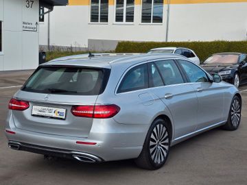 Mercedes E 220 - 4