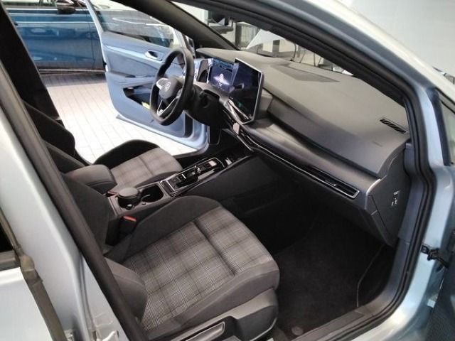 Volkswagen Golf - Bild 7