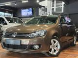 Volkswagen GOLF VARIANT 1.2 TSI STYLE KLIMAAUT TEMPO SHZ LM - Volkswagen Golf aus 2012: Kombi