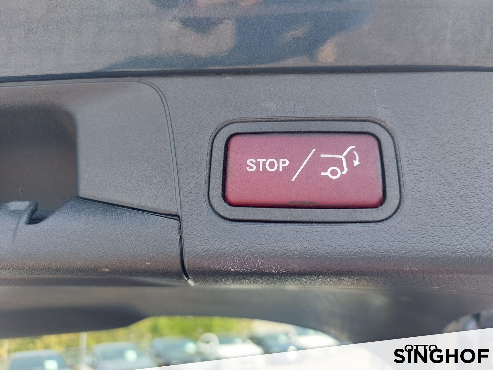 Fahrzeugabbildung Mercedes-Benz B 250e AMG +AHK+Distronic+Rü Kam+LED+el.Heckkl+