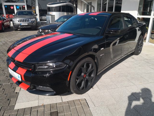 Dodge Charger 5.7 RT HEMI RWD