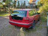 Volvo V40 1.6 TÜV Klimaanlage Anhängerkupp... - gebrauchte Volvo V40 aus dem Jahr 2000