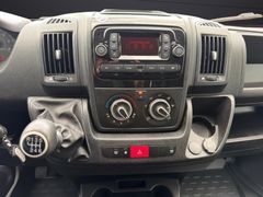 PEUGEOT Boxer Koffer Portaltüren Klima Kamera nur 64 tkm