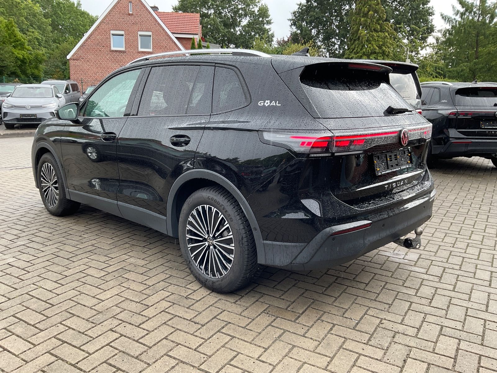 Fahrzeugabbildung Volkswagen Tiguan 1.5 eTSI DSG GOAL,AHK,Kamera,Navi,ACC,IQL