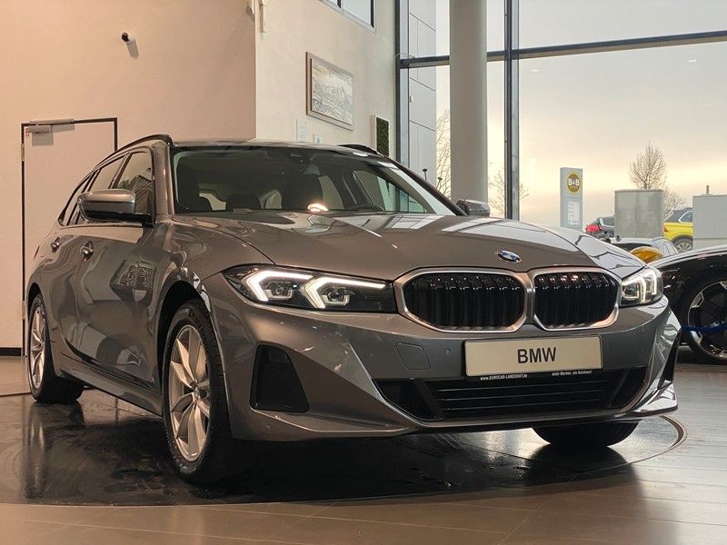 BMW 320d Touring xDrive Curved DrivingA. DAB Shz LED foto 4