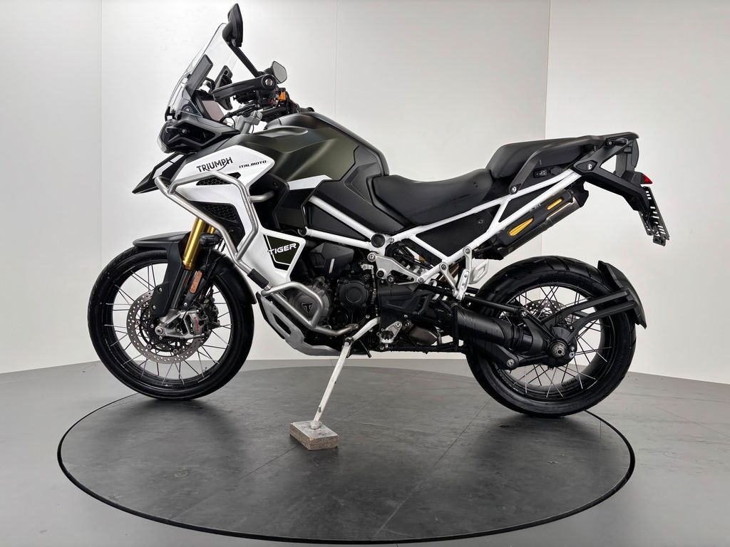 Fahrzeugabbildung Triumph TIGER 1200 RALLY EXPLORER *1.Hand-Scheckheft*